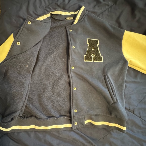 Varsity jacket - Picture 2 of 6